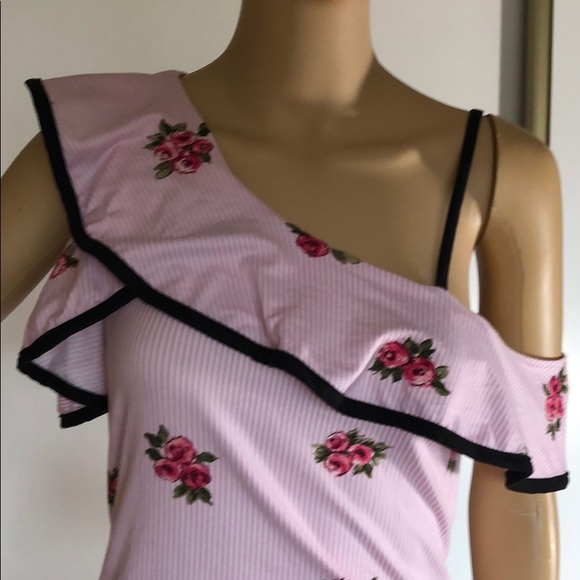 Pink pin striped floral off the shoulder top - Picture 5 of 7